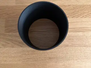 Simple pot self watering