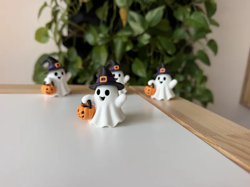 Fantasma de Halloween con Calabaza