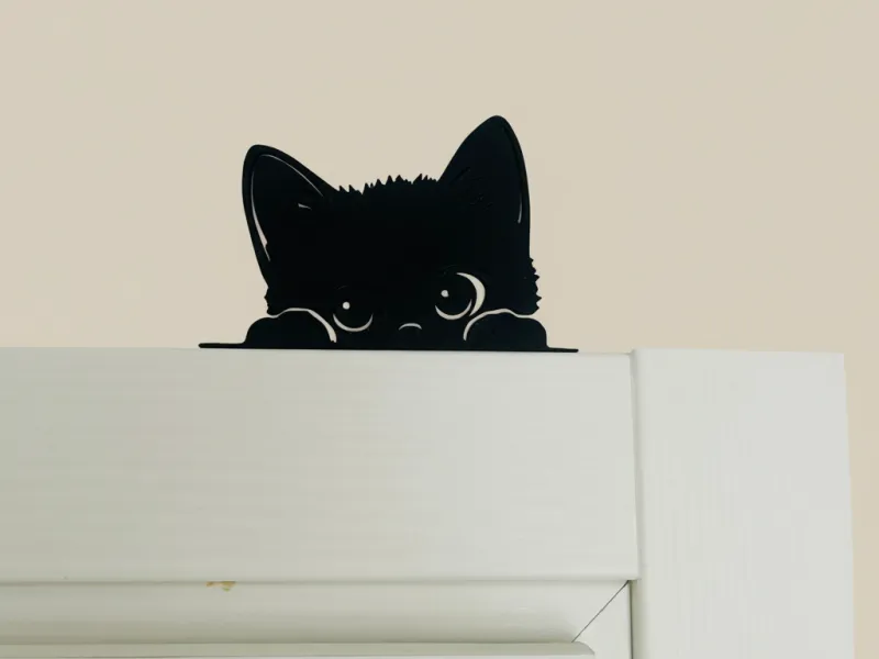 Peeking Kitten Door/Frame Topper Decoration