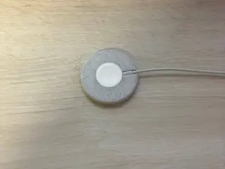 Simple Apple Watch Dock
