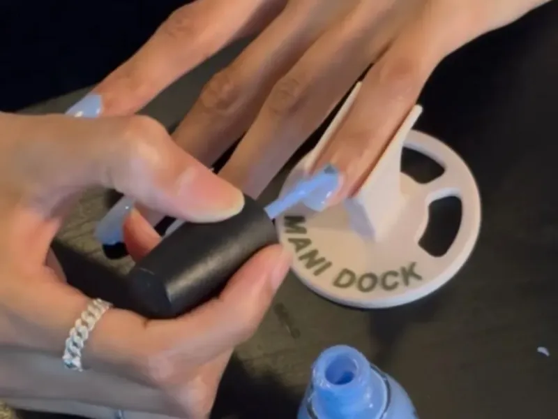 Mani Dock