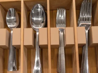 Simple Cutlery holder