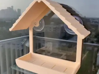 Кормушка для птиц
