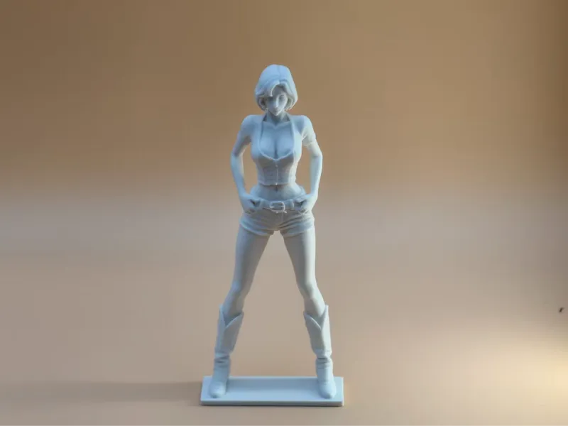 Donna sexy in piedi