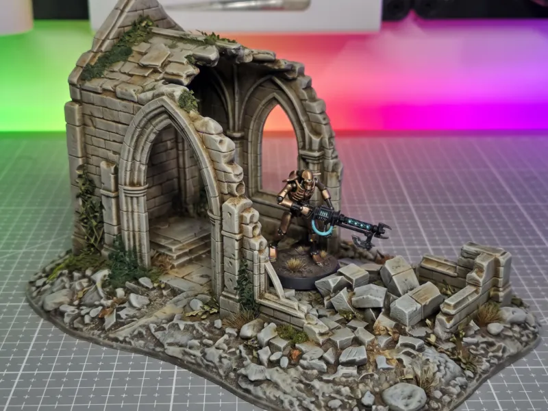 Igreja de Arco em Ruínas - Cenário de Wargame Grimdark