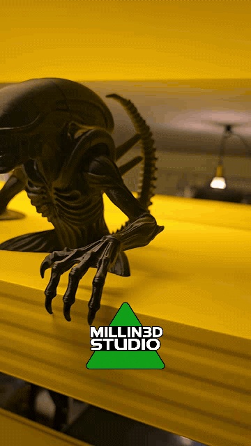 Aliens Xenomorph Overhang Shelf Decor