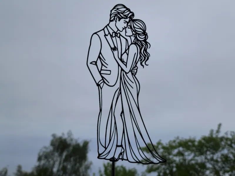 Romantic Couple Silhouette 2D Wall Art