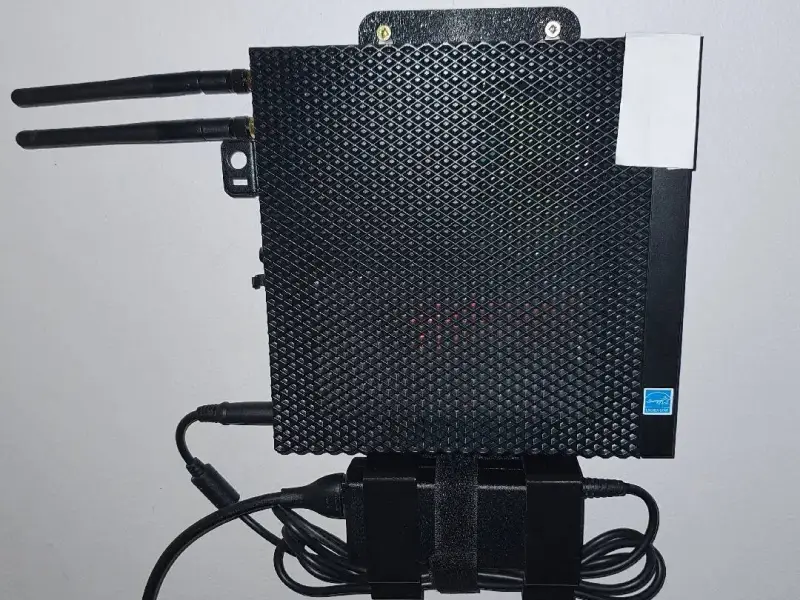 Supporto a parete per DELL WYSE 5070