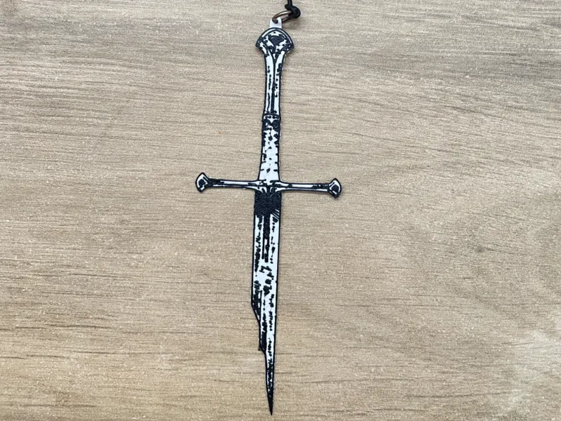 Épée  Narsil du Seigneur des Anneaux