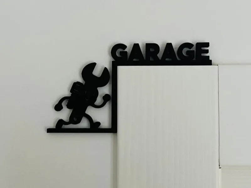 Garage Decoration – Fun for Corners