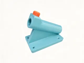 Flagpole base with adjustable size
