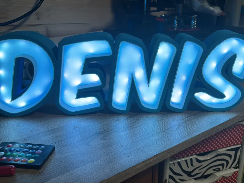 Denis Light Box