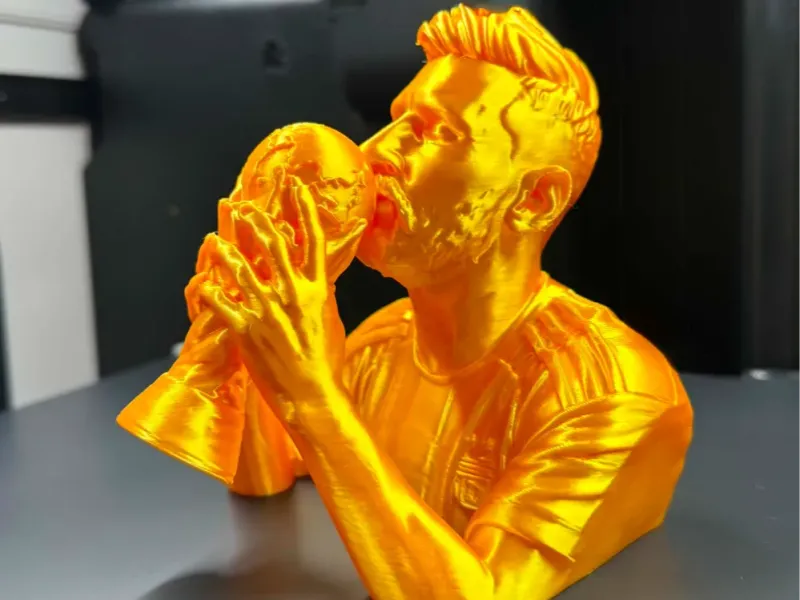 Beso de Leo Messi en la Copa del Mundo