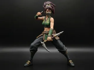 Akali figure