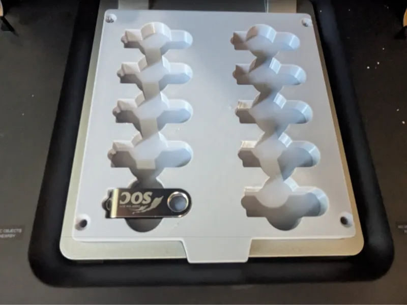 أداة تثبيت محرك أقراص USB محمول فالكون A1C