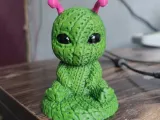 Knitted alien-0
