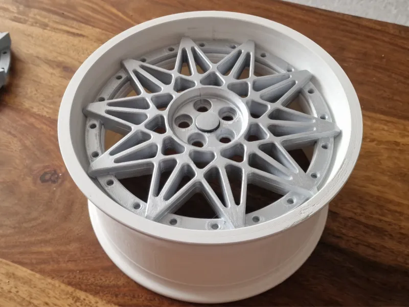 VW GTI Wheel // due design per il kit di ruote da 200 mm di diametro