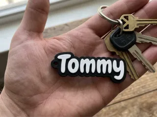 Llavero con nombre Tommy