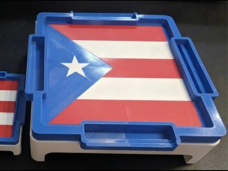 17" Domino Table with Puerto Rico Flag