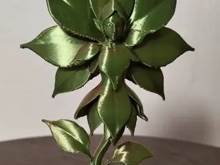 Lirys Leafbloom