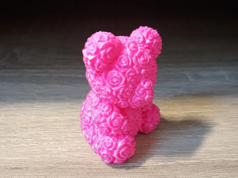 Rose Bear – Ursinho de Pelúcia de Rosas Impresso em 3D