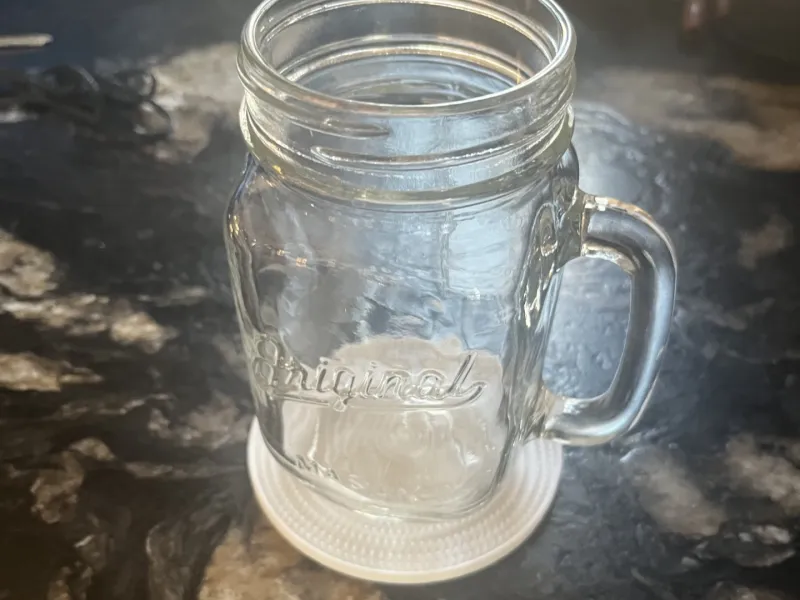 极易凝结水珠的杯子专用杯垫