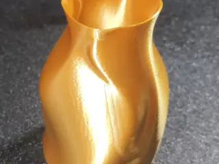 Wavy textile vase