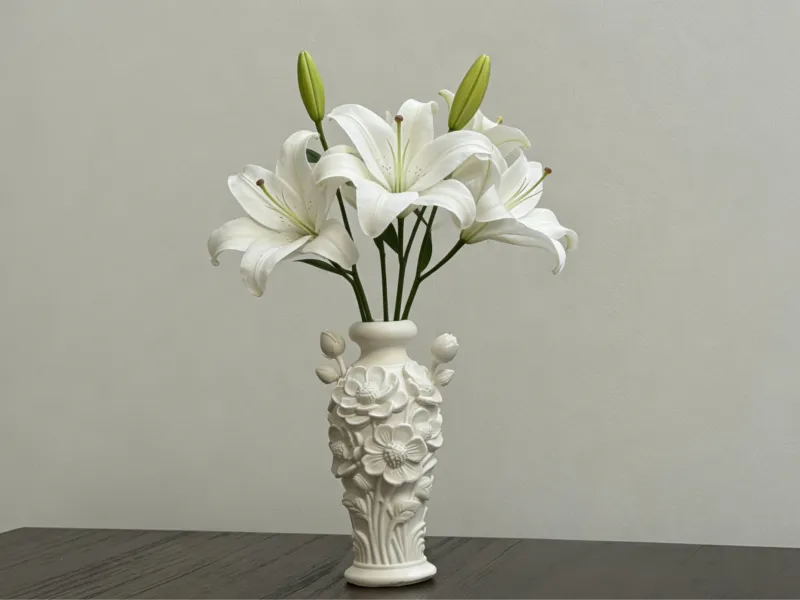 立体雕花花瓶