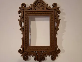 Ghotic picture frame