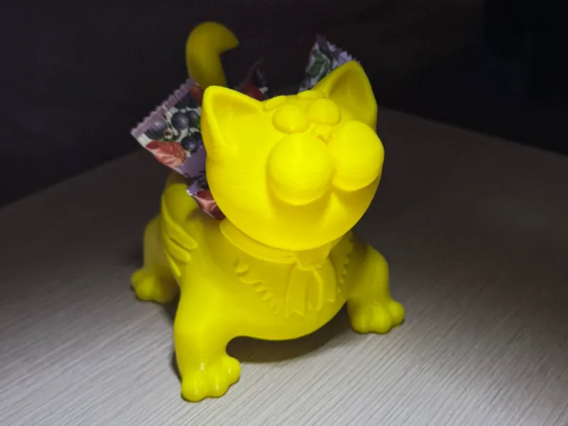 Stylish trinket box