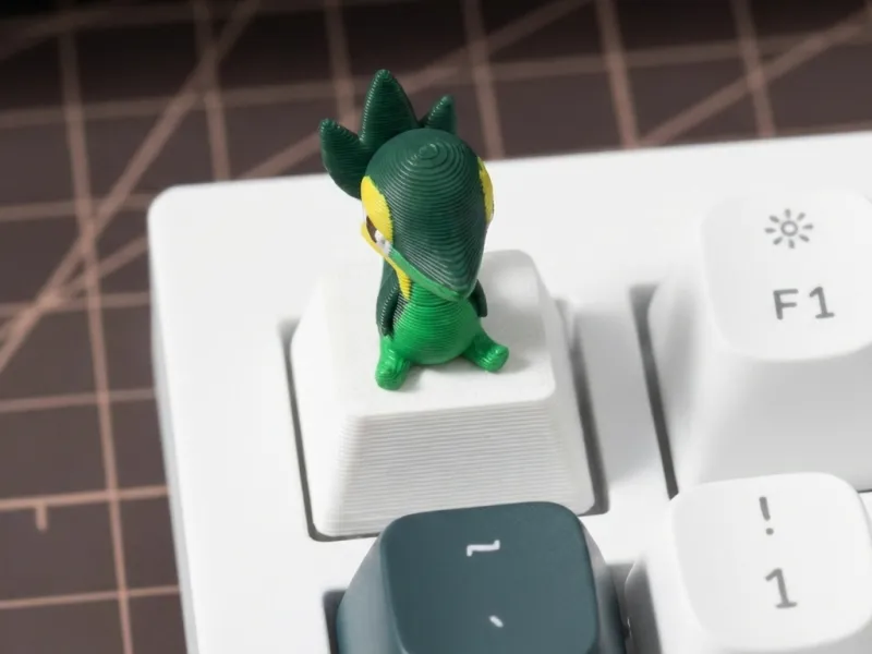 Snivy – Mechanische Pokémon-Tastaturkappe