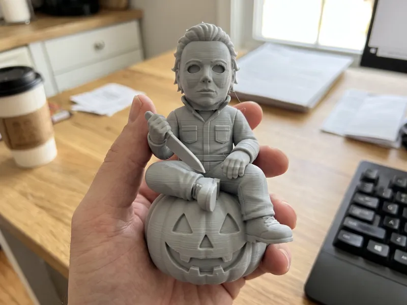 Michael Myers sobre uma abóbora