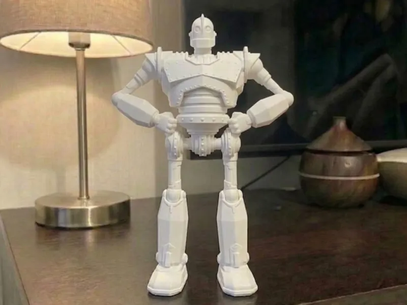 Il Gigante di Ferro - "Posa di Volo di Superman"