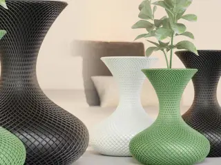 Nila Vase