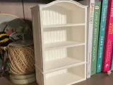Mini+Bookshelf-0