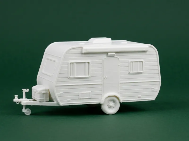 Miniatura di roulotte da campeggio retrò