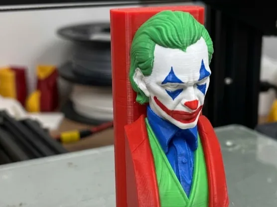 Busto do Joker capa de isqueiro toscow