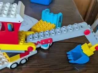 Duplo Compatible Excavator