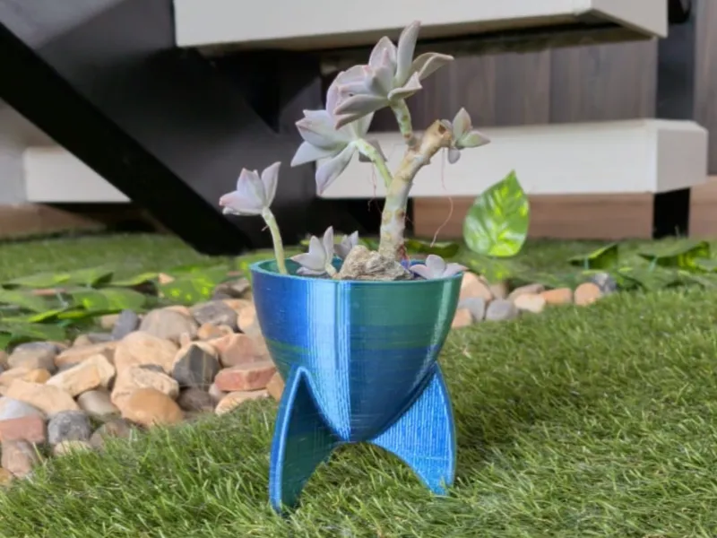 Retro Rocket  Garden Planter/Pot
