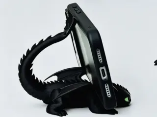Toothless phone stand