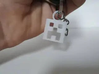 Creeper keychain V2