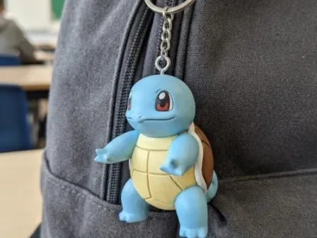 Adorabile Portachiavi e Statuetta da Scrivania Chibi di Squirtle