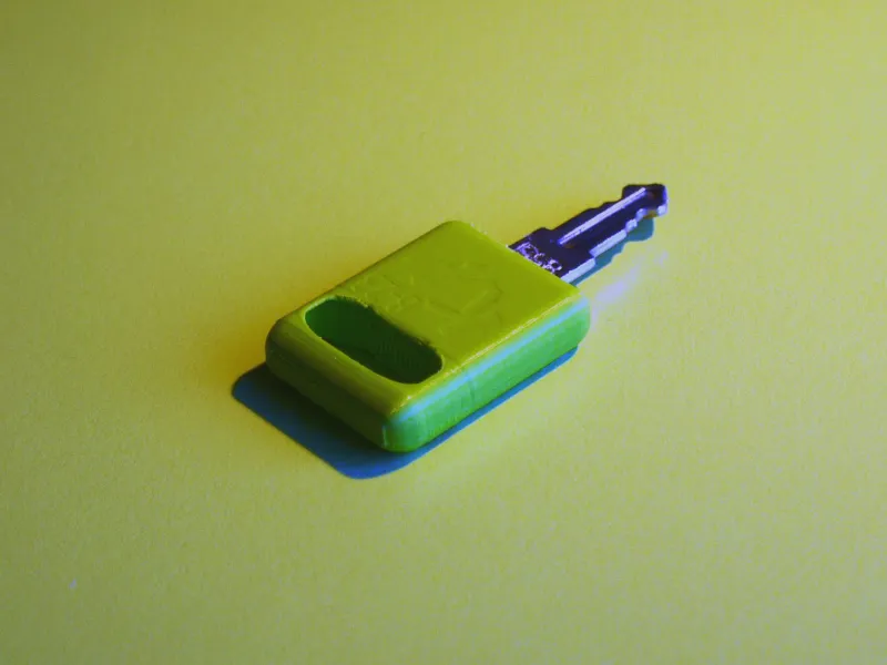 Key blank holder