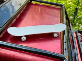 1:10 RC Traxxas TRX 4 Skateboard