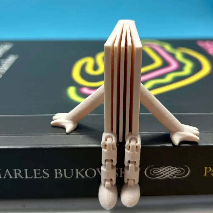 Articulated Book Buddy