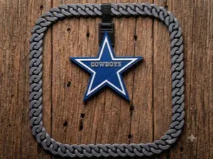 Cowboys Hype Chain with Logo