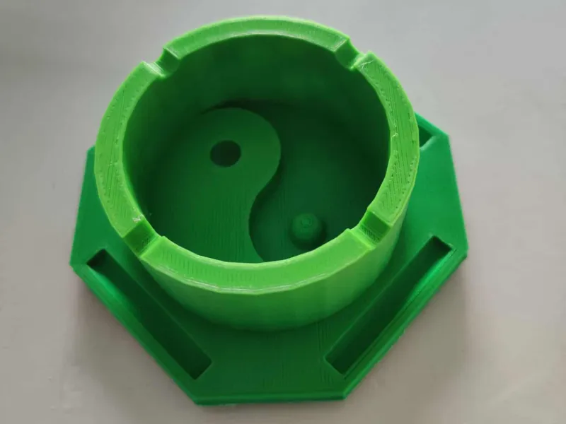 Scrumieră Yin-Yang