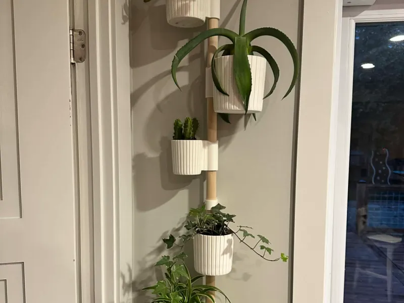 Wall mounted plant stand