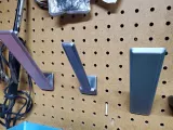 Büyük Açılı Pegboard Bant Tutucu-0