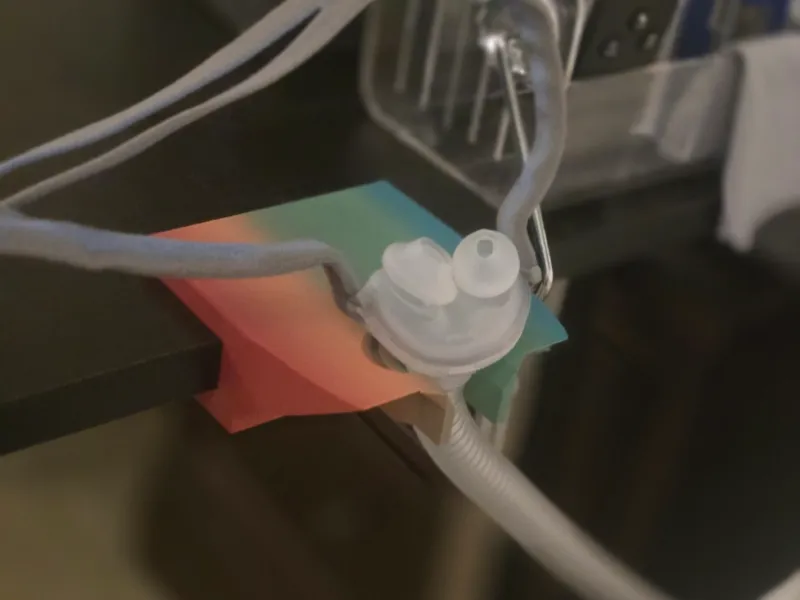 CPAP nasal pillow dock